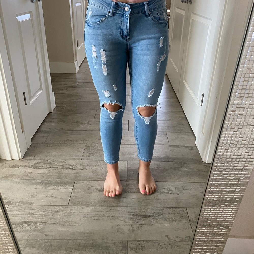 Low rise destroyed Wax jeans